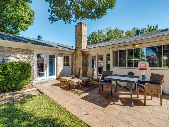 3807  Blue Trace Lane , Farmers Branch Texas 75244