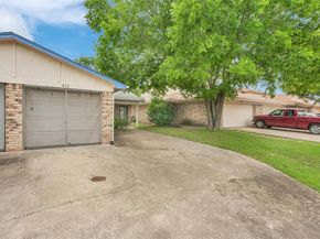 411 S Las Vegas Trail , White Settlement Texas 76108
