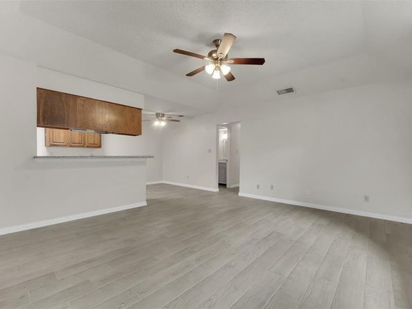 411 S Las Vegas Trail , White Settlement Texas 76108