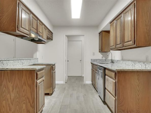 411 S Las Vegas Trail , White Settlement Texas 76108