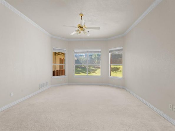 1610  Lakeland Park Drive , Garland Texas 75043
