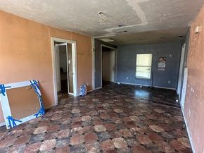 539  Ella Avenue , Dallas Texas 75217
