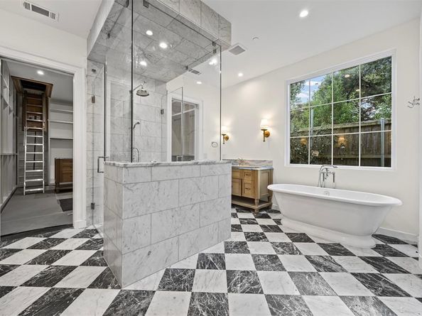 4509  Pomona  , Dallas Texas 75209