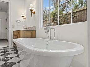 4509  Pomona  , Dallas Texas 75209