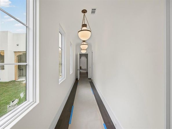 4509  Pomona  , Dallas Texas 75209