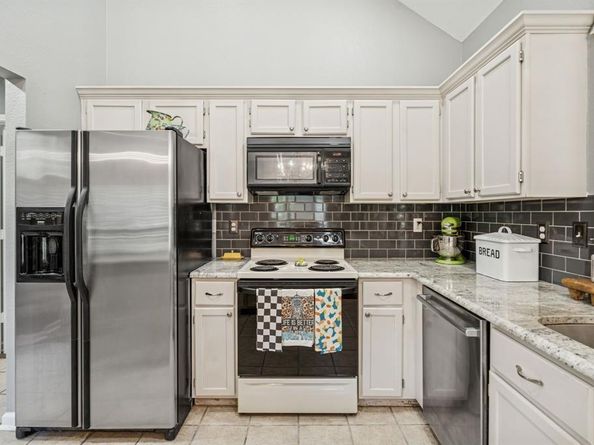 2255  Grandview Drive , Flower Mound Texas 75028