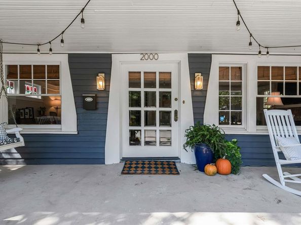 2000  College Avenue , Fort Worth Texas 76110