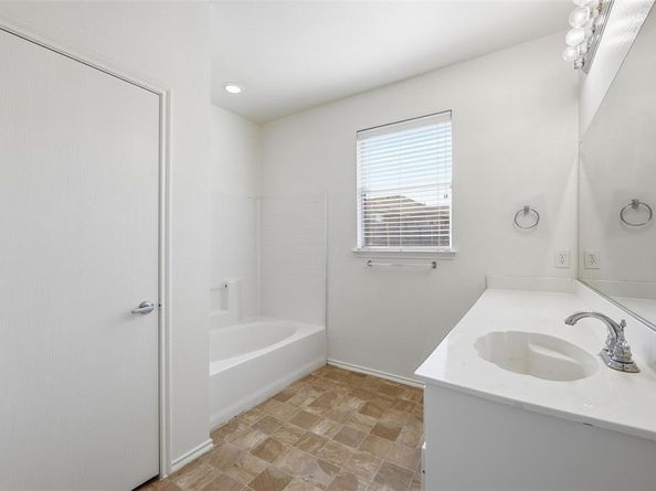 1016  Fairweather Drive , Fort Worth Texas 76120