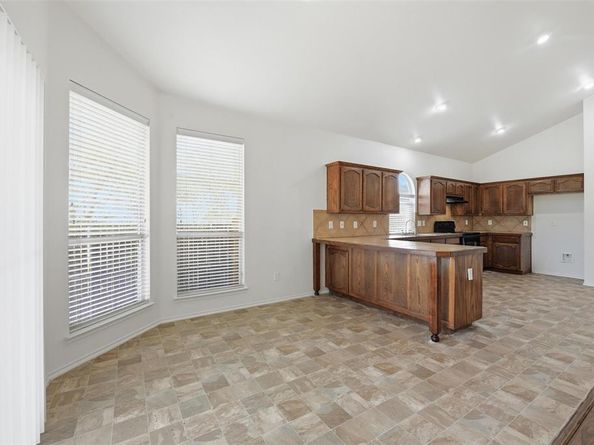 1016  Fairweather Drive , Fort Worth Texas 76120