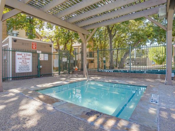 2300  Bamboo Drive  N207, Arlington Texas 76006