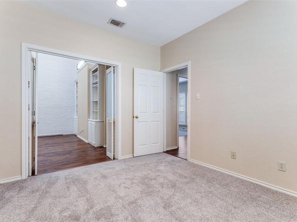 1218  Wooded Trail , Hurst Texas 76053