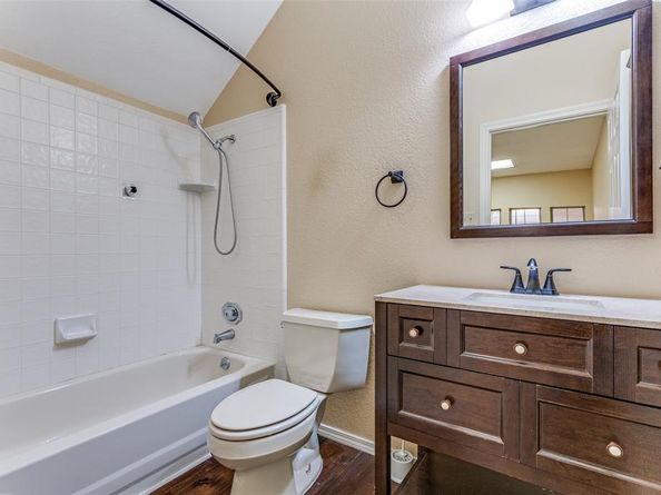 1218  Wooded Trail , Hurst Texas 76053