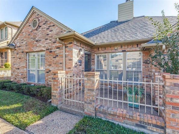 1218  Wooded Trail , Hurst Texas 76053