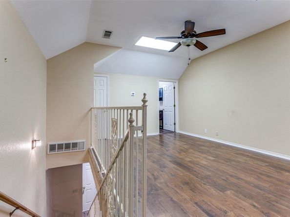 1218  Wooded Trail , Hurst Texas 76053