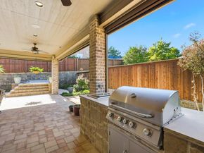 708  Petunia Drive , Lantana Texas 76226