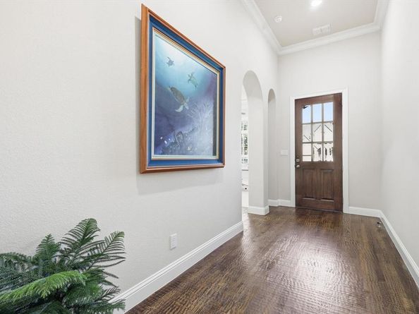 708  Petunia Drive , Lantana Texas 76226