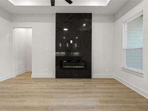 1611  Waweenoc Avenue , Dallas Texas 75216