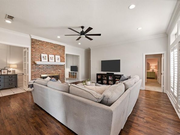 2824  Timber Hill Drive , Grapevine Texas 76051