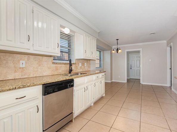 1109  Edgewood Drive , Richardson Texas 75081