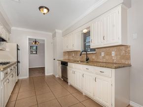 1109  Edgewood Drive , Richardson Texas 75081