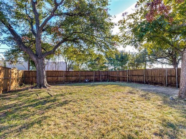 3106  Sharpview Lane , Dallas Texas 75228