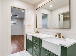 3106  Sharpview Lane , Dallas Texas 75228