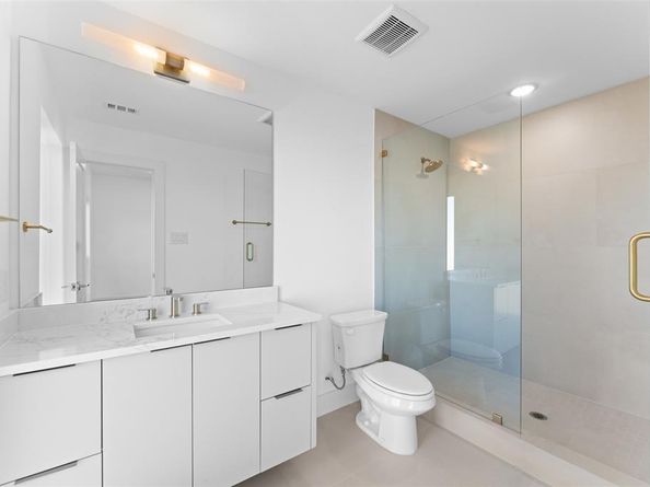 2315 S Vernon Avenue , Dallas Texas 75224