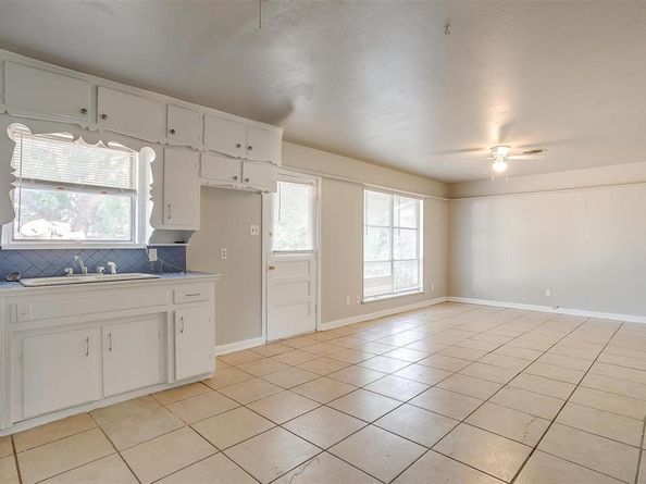 5608  Trail Lake Drive , Fort Worth Texas 76133