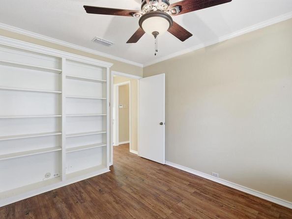 2419  Villa Vera Drive , Arlington Texas 76017