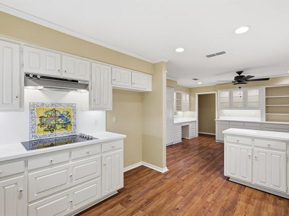 2419  Villa Vera Drive , Arlington Texas 76017