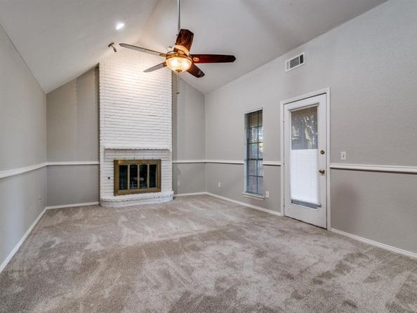 601 N Riverside Drive , Grapevine Texas 76051