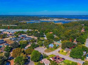 601 N Riverside Drive , Grapevine Texas 76051