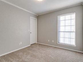 601 N Riverside Drive , Grapevine Texas 76051