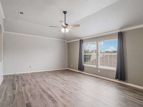 10005  Shelburne Road , Fort Worth Texas 76244