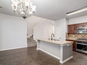 10005  Shelburne Road , Fort Worth Texas 76244