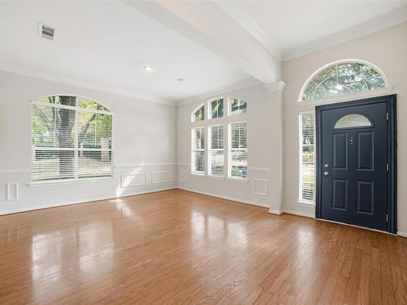 7909  Enclave Way , Dallas Texas 75218