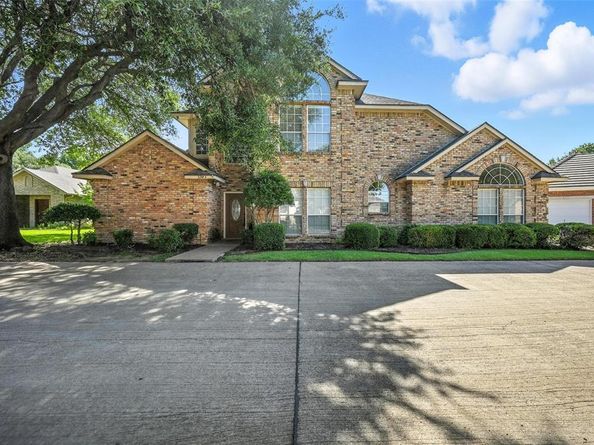 5945  River Bend  , Benbrook Texas 76132