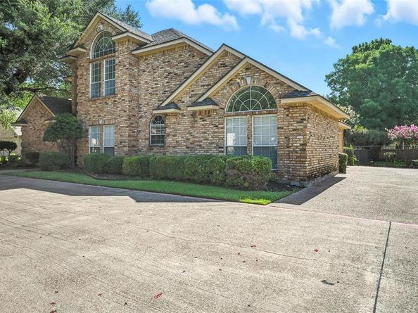 5945  River Bend  , Benbrook Texas 76132