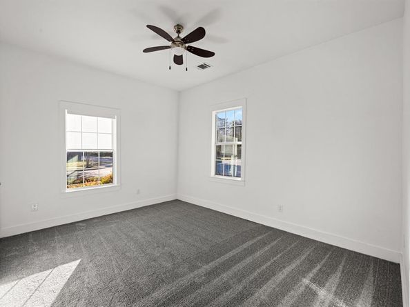 425  Brighton Avenue , Dallas Texas 75208