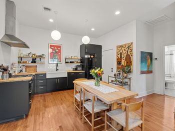 425  Brighton Avenue 