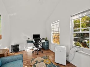 425  Brighton Avenue , Dallas Texas 75208