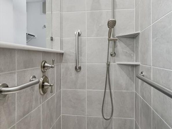 4815  Beaver Creek Drive , Arlington Texas 76005