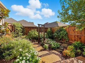 4815  Beaver Creek Drive , Arlington Texas 76005