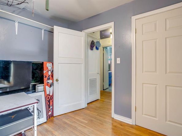 1005  Usher Street , Benbrook Texas 76126