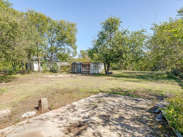 1005  Usher Street , Benbrook Texas 76126