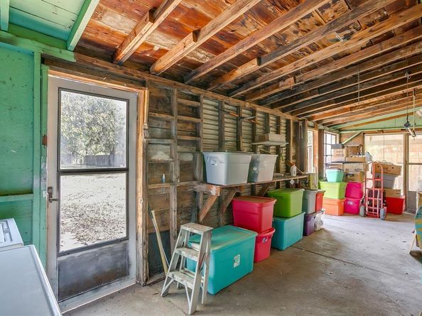 1005  Usher Street , Benbrook Texas 76126