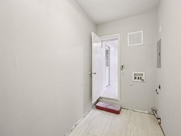 1514  Azalea Drive , Arlington Texas 76013