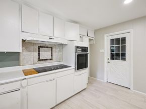 1514  Azalea Drive , Arlington Texas 76013