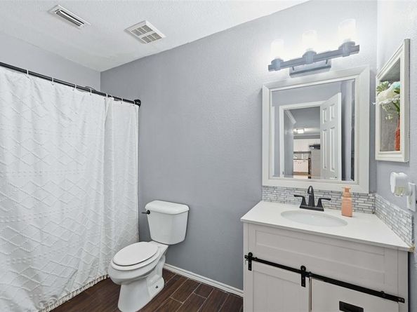 605  Jagera Way , Arlington Texas 76002