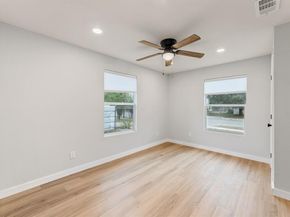 2512  Campbell Street , Fort Worth Texas 76105